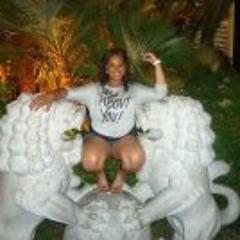 Taylor UpTown' Thomas