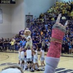 Derek Tickles Wieneke