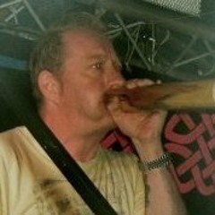 Nick Burman (Didgeridoo)