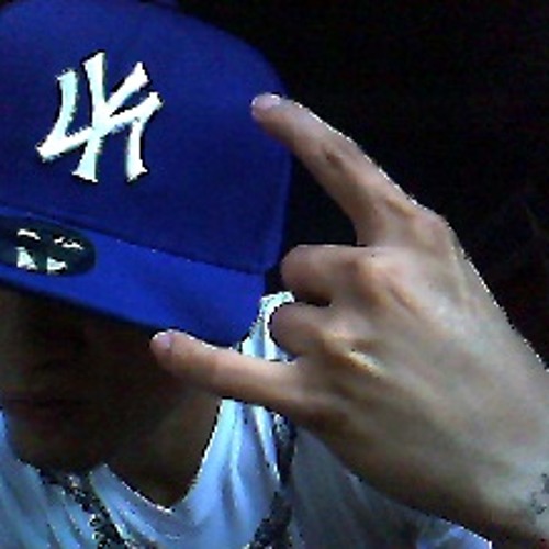 Si tù no estas.  Arcangel feat Zion y Lennox