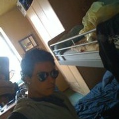 Luigi Smiley Castolo