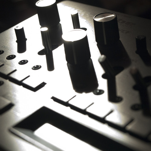 Machines Are Alive - Lightning Bolt