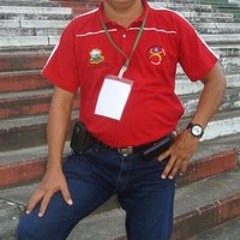 DIOS ESTA Aquí TAN CIERTO COMO EL AIRE Que RESPIRO