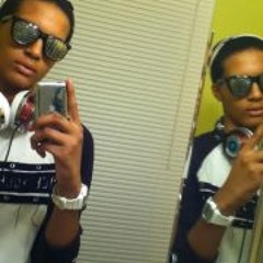 Markia KiddSlim Lewis