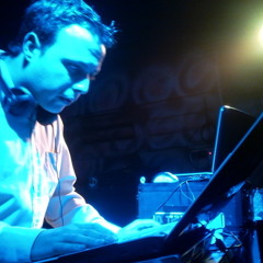 DJ Binho Santos