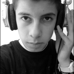 LUCAS GONANO (Dj)