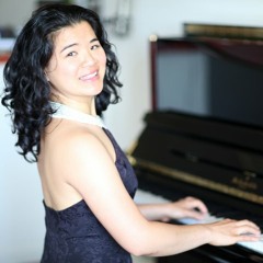 filipina-pianista