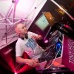 DJ HanQ