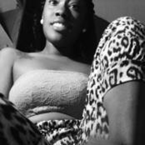 Shake Dat Shit Whn You Rock Ya Hips