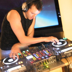 DJ Zolik@