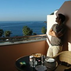 Hoffes Van Den Flunkyball