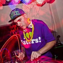 DJ Cody V (Cody Hewitt)