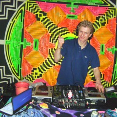 DJ Dirk O Delic  Opening Set Earth Dance Hamburg 3 th Level