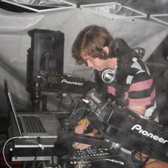 Symptom .BIZentertainment