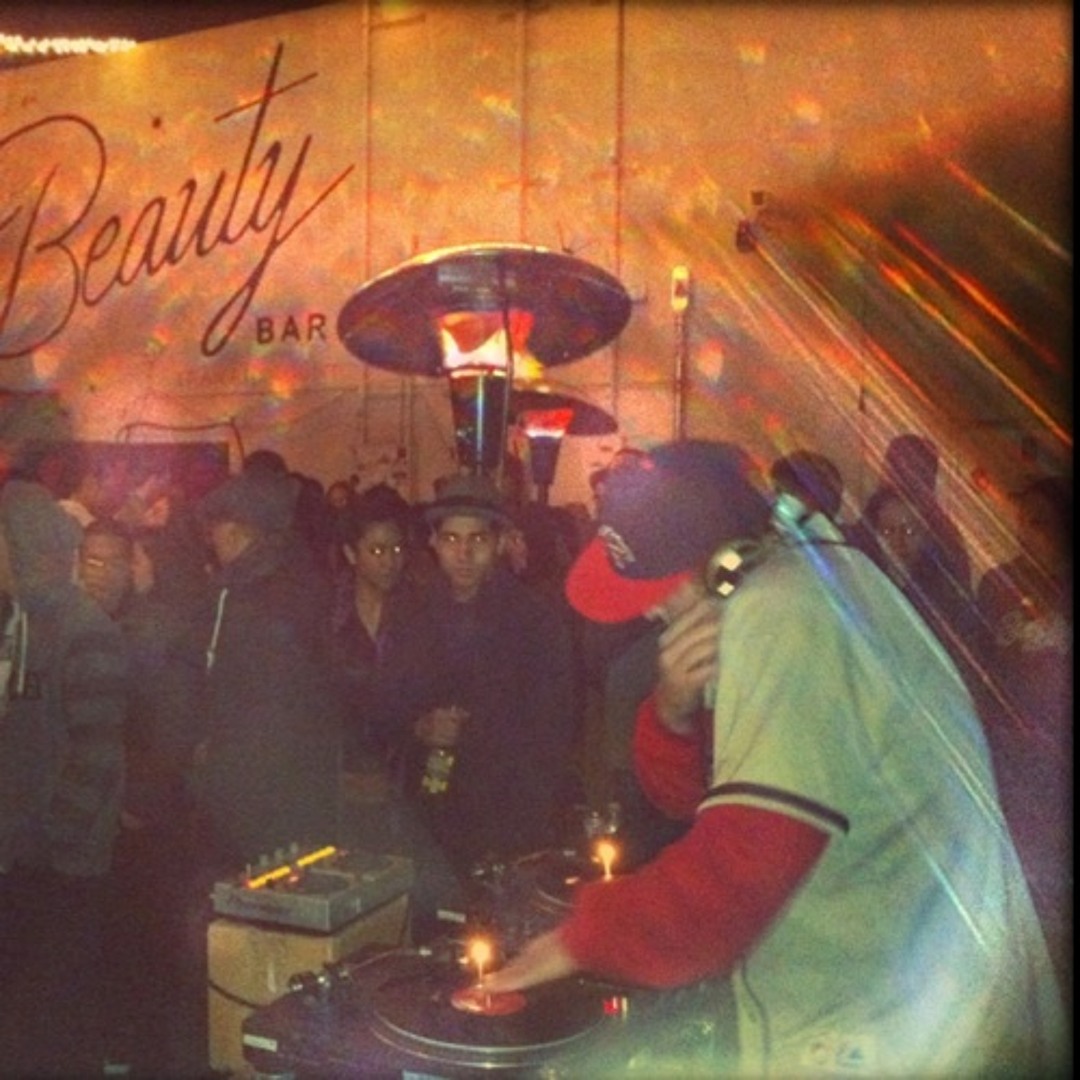 洋楽 D. BOYD     R&B Ninety One - Bari Biled - YouTube