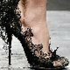 MissTatica Noneofurbiz