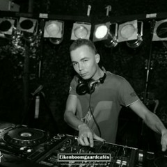 Rolf Royce Essentials