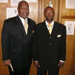 Minister Carlos Steele