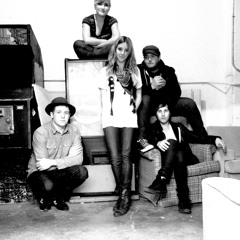 NicoleVaughnandLovelyBand