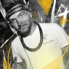 Michele Fist Lazzarin