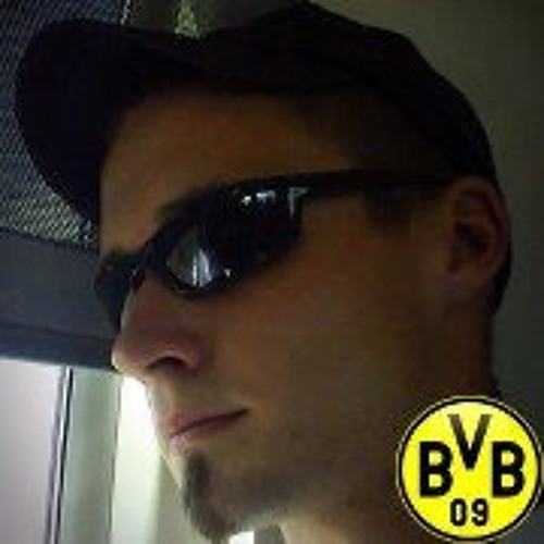 Dominik Faust’s avatar