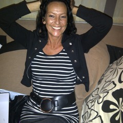 Black Is Black Marianne