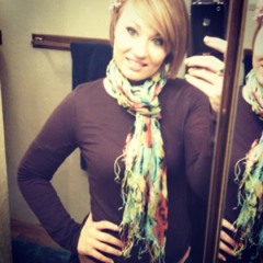 Lindsay Renee' Chapman