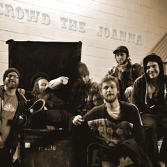 Crowd The Joanna