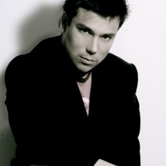 david8025