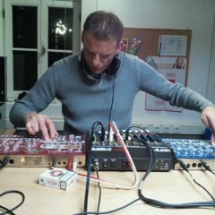 Daniel Baumbach 33 Live