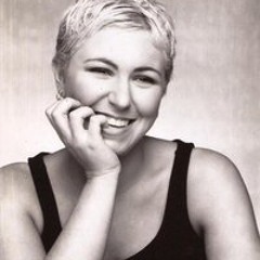Lisa Dupuis 1