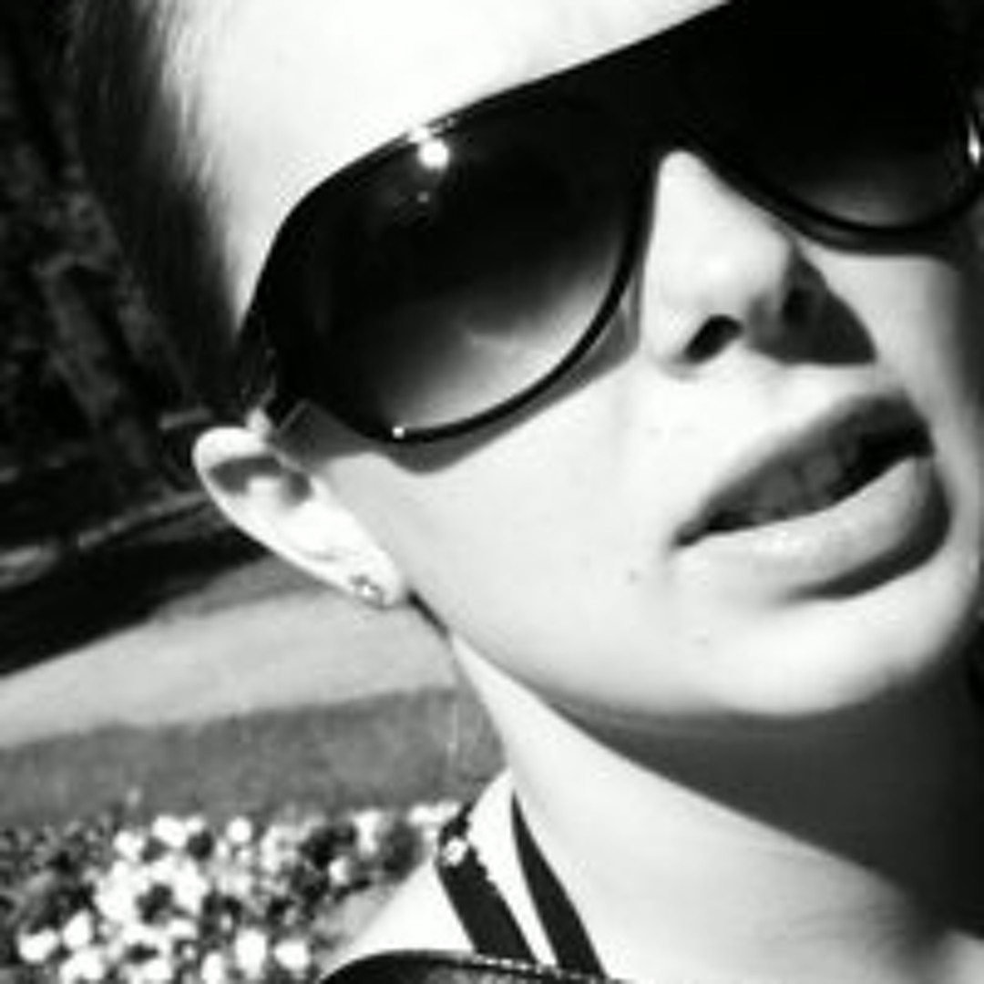 Stream smile89 music | Listen to songs, albums, playlists for free