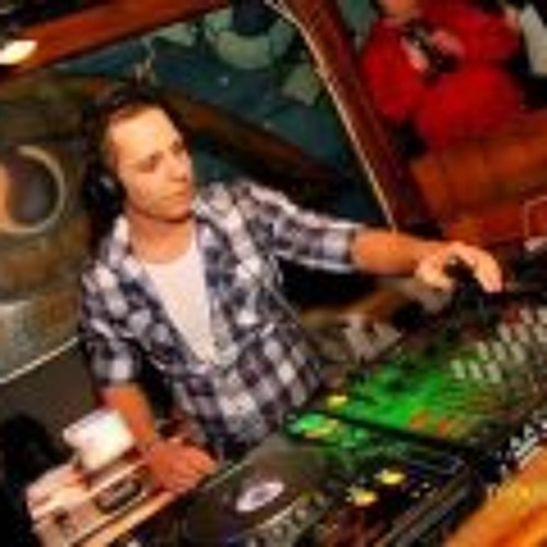 Deejay Kempy Mouseoleum Mix