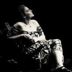 Julie Moss 1