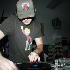 DJ 100%