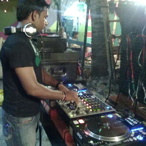 Main Tujhko Bhaga Laya Hoon (Hero no.1)