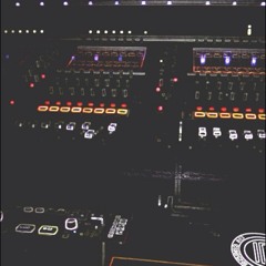 주 안에서 노래하며