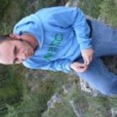 MaNuEL _.-■"(◣‿◢)"■-._||