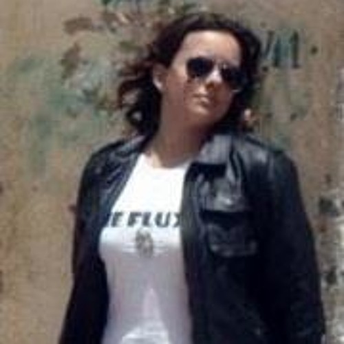 Stream Gaby Araujo 1 music Listen to songs, albums, playlists for