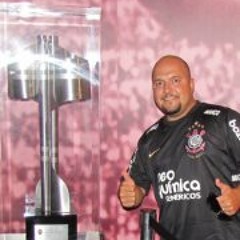 Gavioes da Fiel - Aqui tem um bando de louco, louco por ti Corinthians...