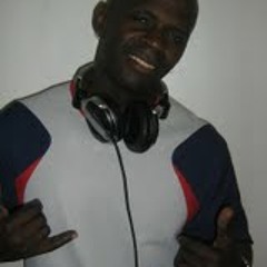 Deejay Carlos Cafe 1
