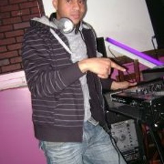 Djneloo Arias