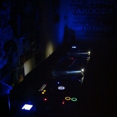 Old skool hard trancer