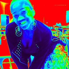 La'Niaa TewwExclusive