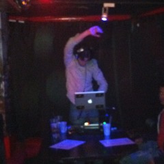 DJ ZEEY