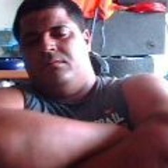 Luis Davila 3