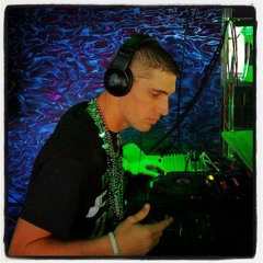 I'm A Freak (DJ FIXX & HUDA HUDIA)(DJ EMT Remix)