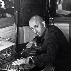 Mike Lozano Dj