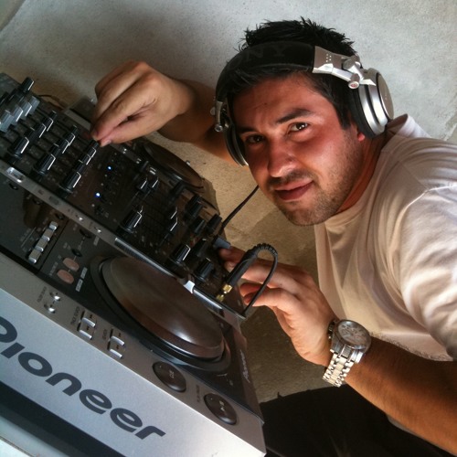 Stream Dj Ramon Quites music | Listen to songs, albums, playlists for ...