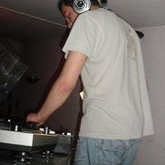 Dj Adash - Warrior's Dance (Prodigy Hardtechno bootleg)